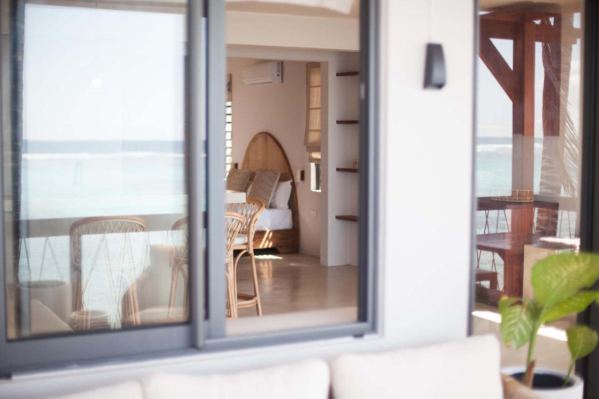 Chantauvent Guest House Blue Bay Eksteriør bilde